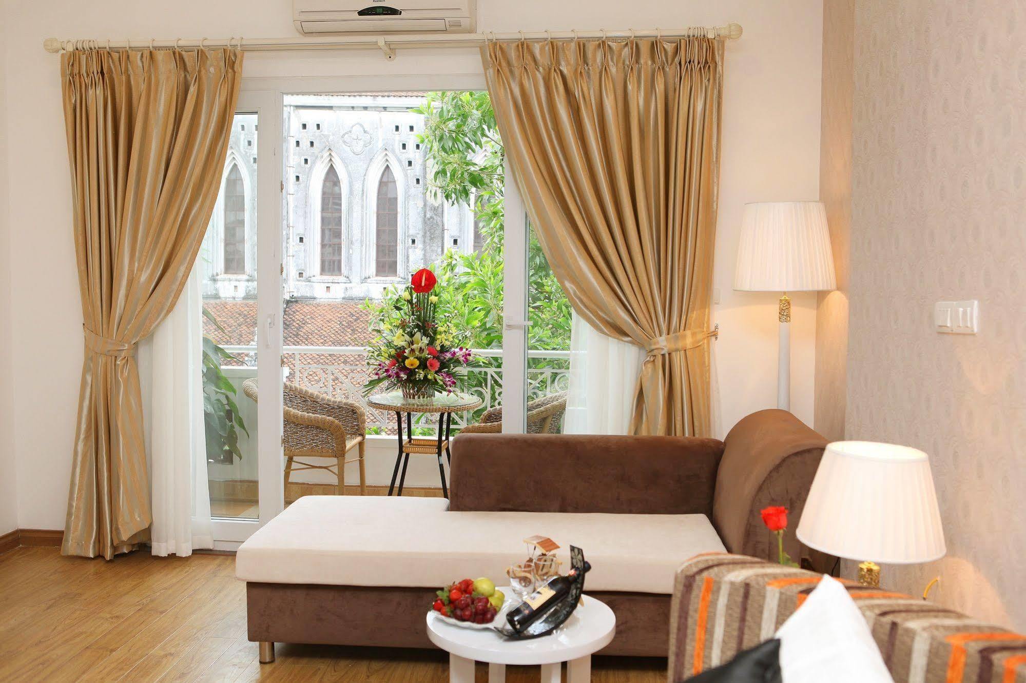 Splendid Star Suites Hotel Hanoj Pokoj fotografie